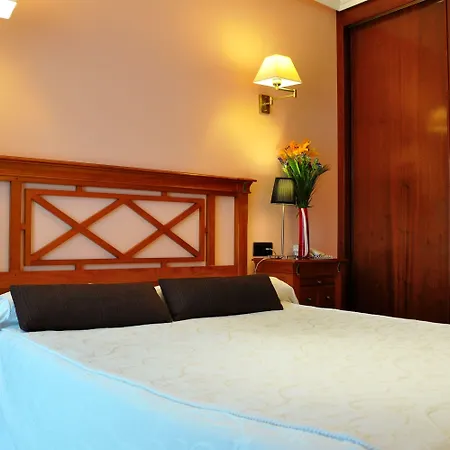 호텔 Puerta Del Oriente