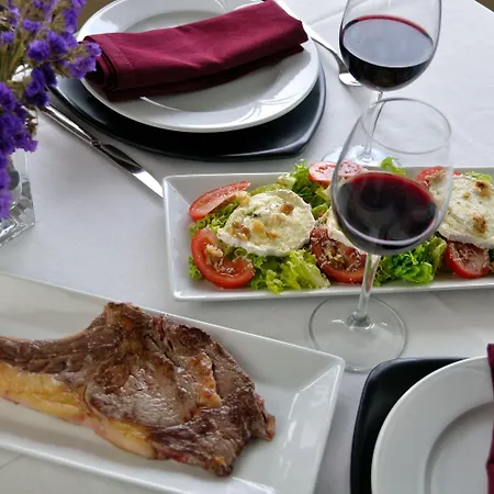 Puerta Del Oriente 호텔 3*