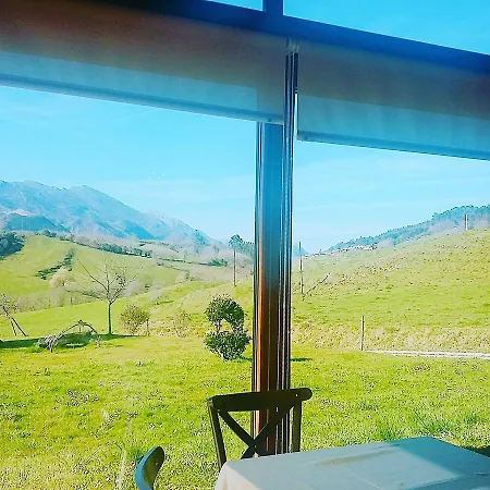 Puerta Del Oriente 호텔