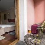 Hotel Puerta Del Oriente 3*