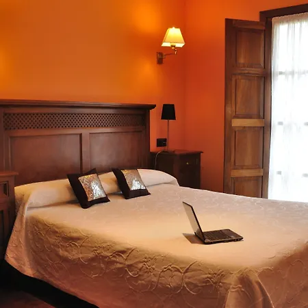 Szálloda Puerta Del Oriente 3*