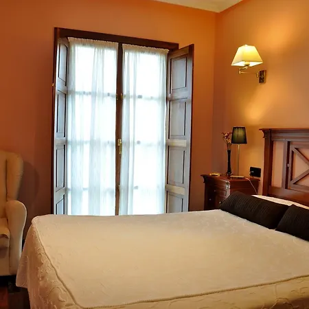 东门酒店 特里斯格兰达斯