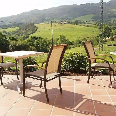 ホテル Puerta Del Oriente 3*