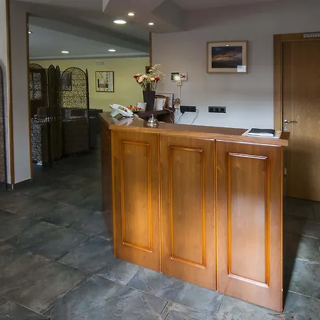 Puerta Del Oriente 3* Tresgrandas