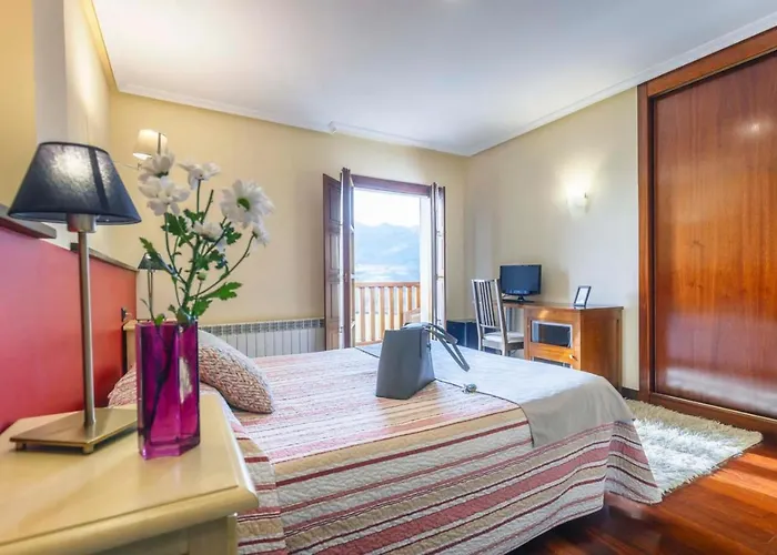 Puerta Del Oriente 3* Tresgrandas