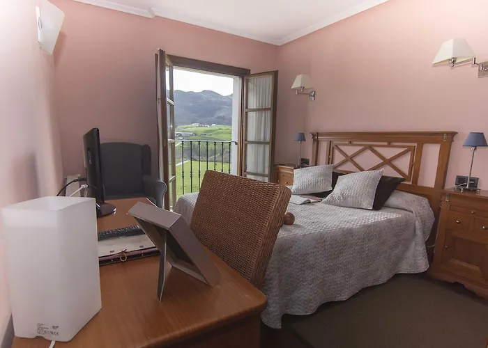 Puerta Del Oriente Hotel 3*